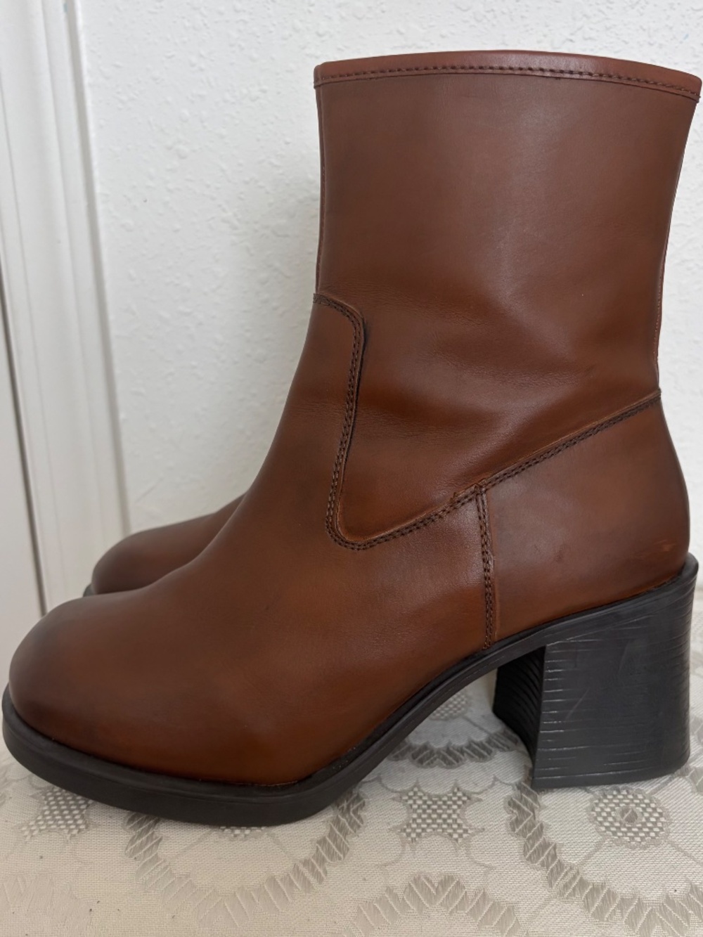 'Secret Celebrity' Women's 9 Cognac Round Toe Block Heel Ankle Booties